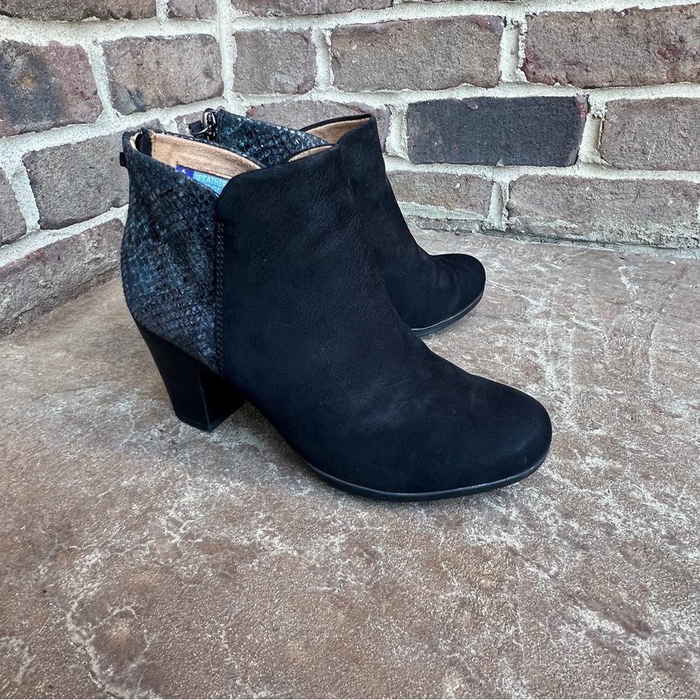 Comfortiva Norby Black Suede Snakeskin Ankle Bootie Comfort Sz 7W - Picture 3 of 11